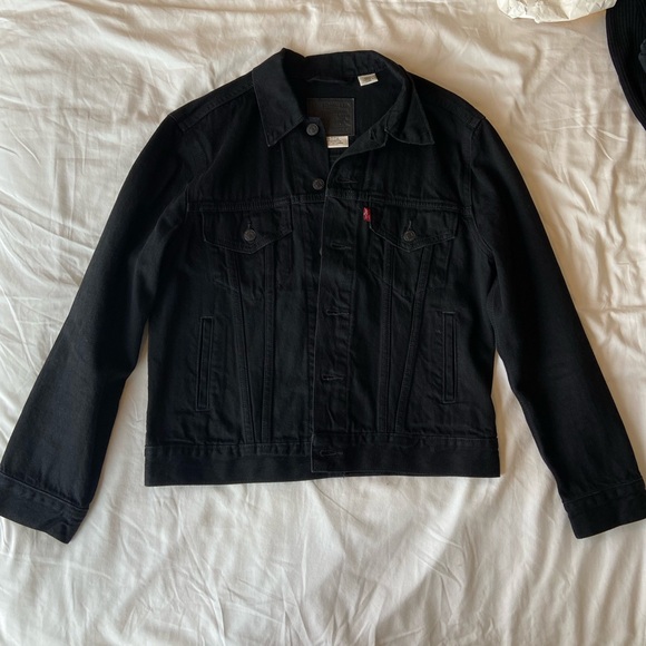 Levi’s - Black Denim Jacket - Size Small - Picture 2 of 7